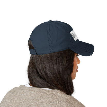 Mommin' Distressed Dad Hat — Embroidered Casual Mom Cap